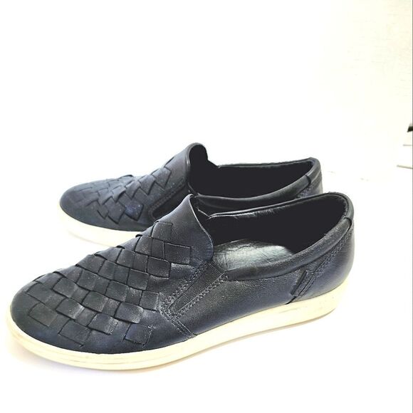 Ecco - Picture 1 of 15